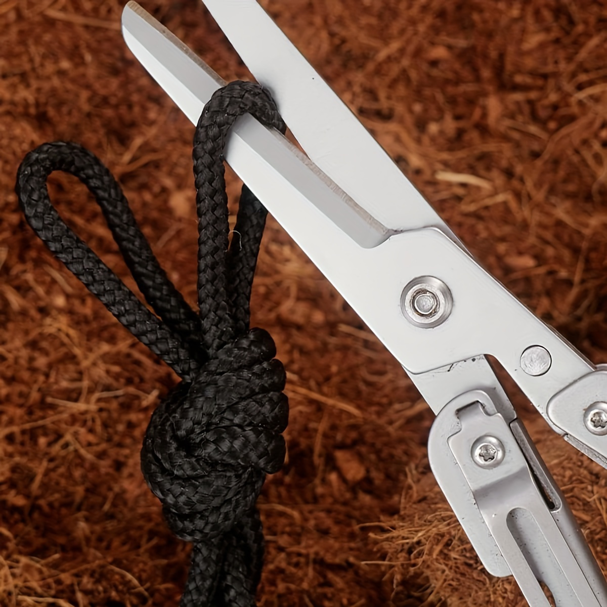 Nuove forbici pieghevoli tatti - Outdoor Hunting News recensione e prezzo